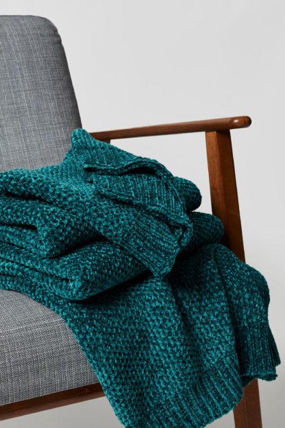 An Image of Chenille Throw