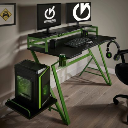 11aeec6cf6d6b2b84b6d30053adef9fef3668ec969c1444622ab64312535f883.jpg An Image of Carbon Fibre Effect Gaming Desk Green