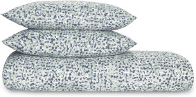 11f6d919e7177f5955568b64c6e419a48ff4ff32c70d5ea10e2bb2b9b6fe3b98.jpg An Image of Zeno Cotton Duvet Cover + 2 Pillowcases, King, Ink Blue/Soft Blue