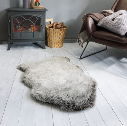 An Image of Copenhagen Single Pelt Faux Fur Rug Copenhagen Cream