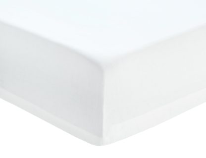 An Image of Argos Home Easycare Polycotton 28cm Fitted Sheet - Superking