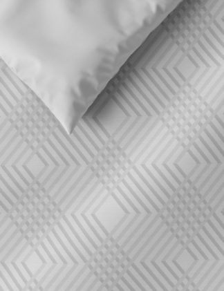 An Image of M&S Pure Cotton Geometric Sateen Bedding Set