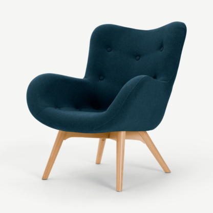 7ae20b951ddb15151d4d634232c10e42f7653c5d78fa39a0fc1ebc30fe07bc6b.png An Image of Doris Accent Armchair, Shetland Navy