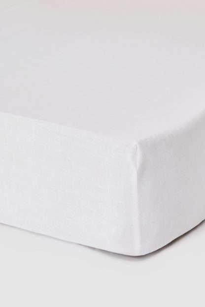 An Image of Easy Care Double Fitted Sheet