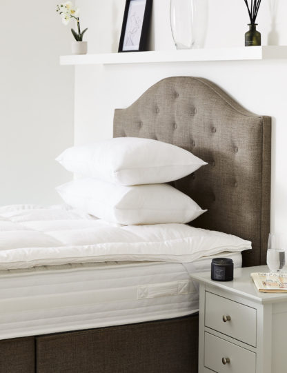8926ed47eebd0b6855000fa87c6c7827ee142356931da61248b2a361db60591f-1.jpg An Image of M&S Duck Feather & Down Mattress Topper