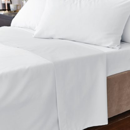 An Image of Hotel Egyptian Cotton 230 Thread Count Sateen Flat Sheet White