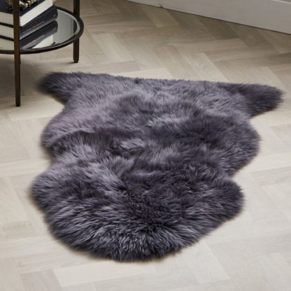 An Image of Single Pelt Sheepskin Rug Navy