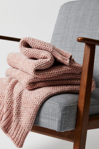 An Image of Chenille Throw
