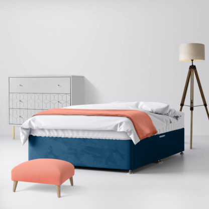 dcad126dd864168b63a97fae650c708784697a39855881f8ab566fba87dc3029-14.jpg An Image of Classic Blue Marine Velvet Fabric No Drawer Divan Bed - 5ft King Size