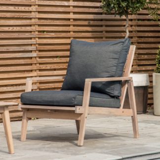 An Image of Maxima Armchair Natural