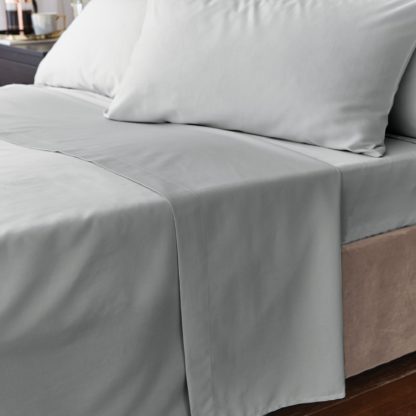 An Image of Hotel Egyptian Cotton 230 Thread Count Sateen Flat Sheet White