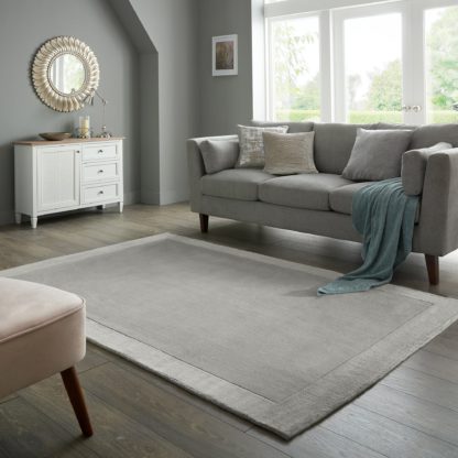 An Image of Amaya Wool Rug Brown