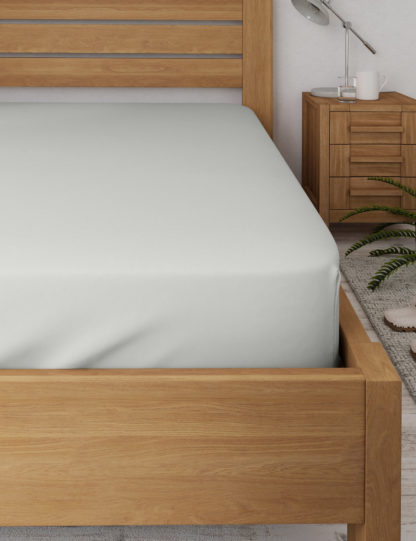 An Image of M&S Bamboo Blend Deep Fitted Sheet