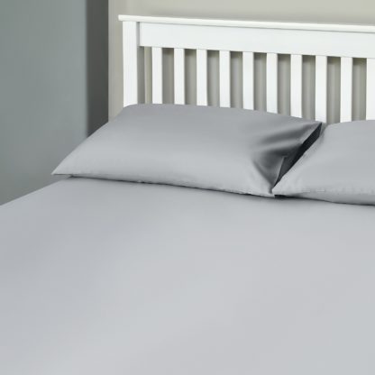 An Image of The Willow Manor 100% Cotton Percale Single Fitted Sheet - Silver