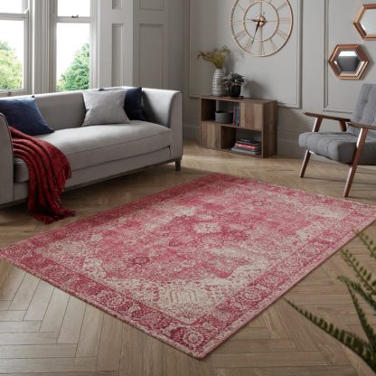271e4a51680e08dd50af77e47d8a92c959894b1f3a8d31cc0b64fb1758ea2dc1-1.jpg An Image of Mila Traditional Rug Yellow