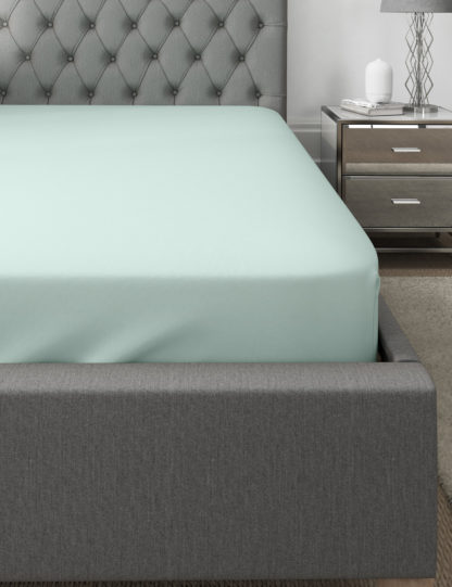 3fa4ca504e752b68c498dbe660553bd42768af34e3beccad80d043f182040ddf-1.jpg An Image of M&S Egyptian Cotton 400 Thread Count Sateen Deep Fitted Sheet