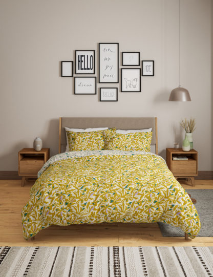 An Image of M&S Cotton Blend Floral Bedding Set