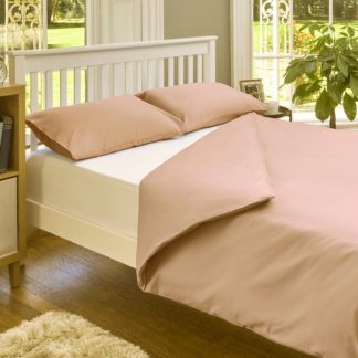 An Image of The Willow Manor Easy Care Percale King Duvet Set - Pink