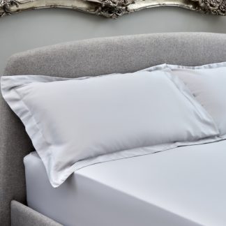 An Image of The Willow Manor Egyptian Cotton Sateen Oxford Pillowcase Pair - Pearl Grey