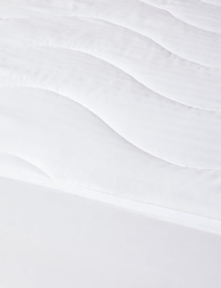 An Image of M&S Supremely Washable Extra Deep Mattress Protector
