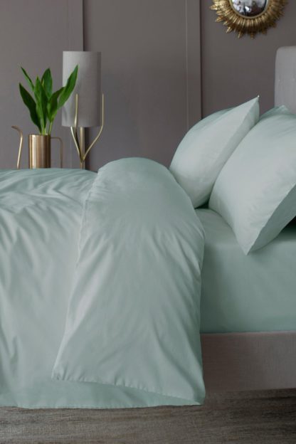 An Image of 200 Thread Count Cotton Double Duvet Set