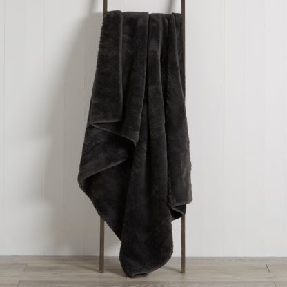 An Image of Aspen Plush Faux Fur 130cm x 180cm Throw Grey