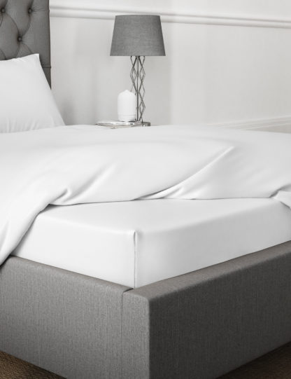 daa707537bb1778e3ddc3226d65f7a656f780c323a2c832c0d65cda8944048e4.jpg An Image of M&S Egyptian Cotton 400 Thread Count Sateen Deep Fitted Sheet