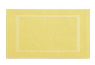 An Image of Habitat Hotel Style Cotton Bath Mat - Lemonade