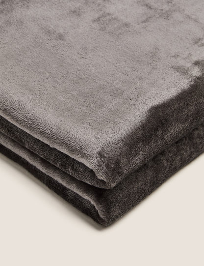 An Image of M&S Fleece Throw