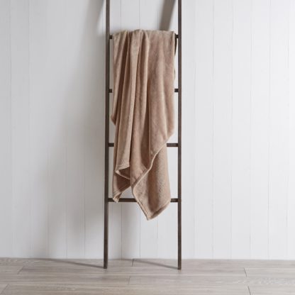 An Image of Soft Fleece 130cm x 170cm Throw Khaki (Green)