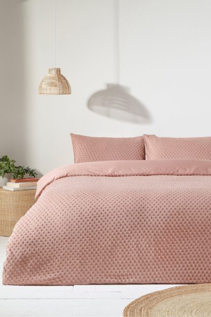 An Image of Polka Tuft Duvet Set