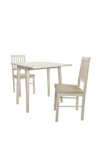 An Image of Habitat Kendal Solid Wood Extending Table & 2 Oak Chairs