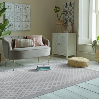 5dccb497971ed7b41638bc47054b04d72a6329d6f30776dad00c39898bd87e3f.jpg An Image of Purity Trellis Rug Natural