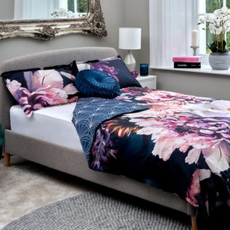 An Image of The Willow Manor Egyptian Cotton Sateen 300 Thread Count Super King Duvet Set Photo Floral