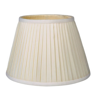 An Image of Round Knife Pleat Lamp Shade - Cream