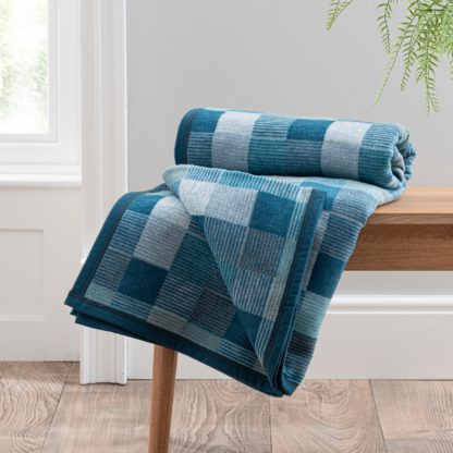 An Image of Super Soft Mini Squares Throw Blue