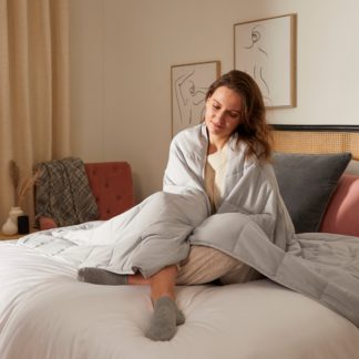An Image of Calm and Cosy Weighted Blanket 5kg Grey