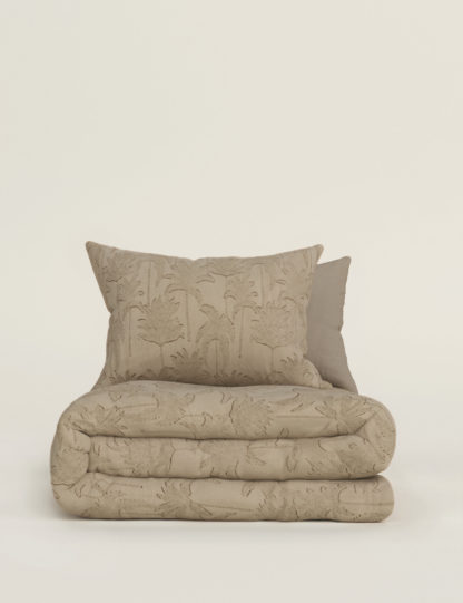 An Image of M&S Cotton Rich Palm Jacquard Bedding Set