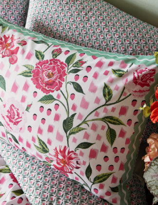 An Image of Cath Kidston 2 Pack Pure Cotton Rose Pillowcases