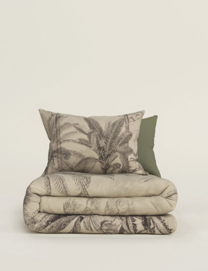 An Image of M&S Pure Cotton Palm Jacquard Bedding Set