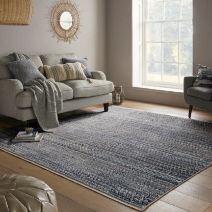8d0b93ae753a65df5f74b44a9d19bd0e98ac082f1abbc07eeec7e71ac3754683.jpg An Image of Parker Square Rug Parker Blue