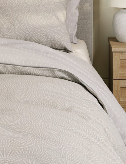 An Image of M&S Cotton Blend Geometric Bedding Set