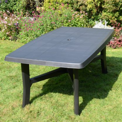 An Image of Trapani 6 Seater Table Antracite Anthracite