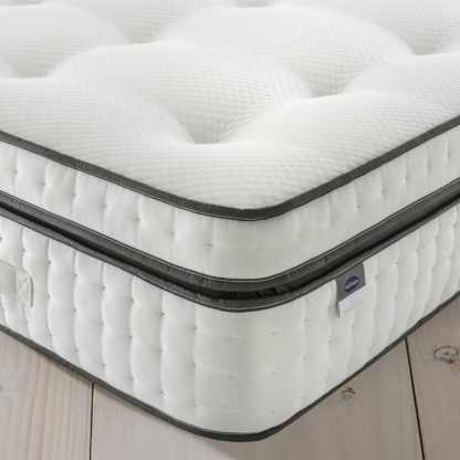 An Image of Silentnight 3000 Geltex Ultra Medium Soft Mattress-Superking