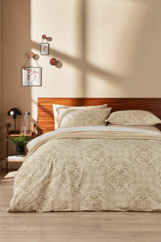 An Image of Triangels Duvet Set