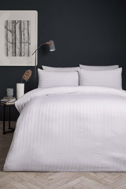 An Image of Sirolo Duvet Set