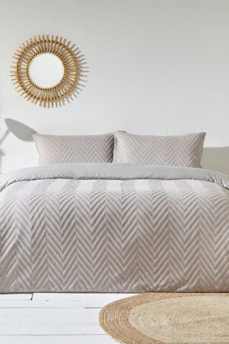 An Image of 'Zig Zag Tuft' Cotton Tufted Duvet Cover Set