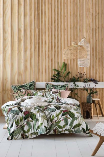 An Image of 'Wonderplant' Exotic Botanical Duvet Cover Set