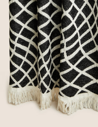 An Image of M&S Chenille Jacquard Throw