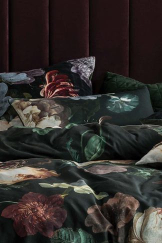 An Image of 'Winona' Dark Botanical Pillowcase Set